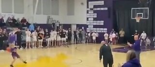 7th Grader Makes 4 Shots In 25 Seconds For $10K and Legend Status