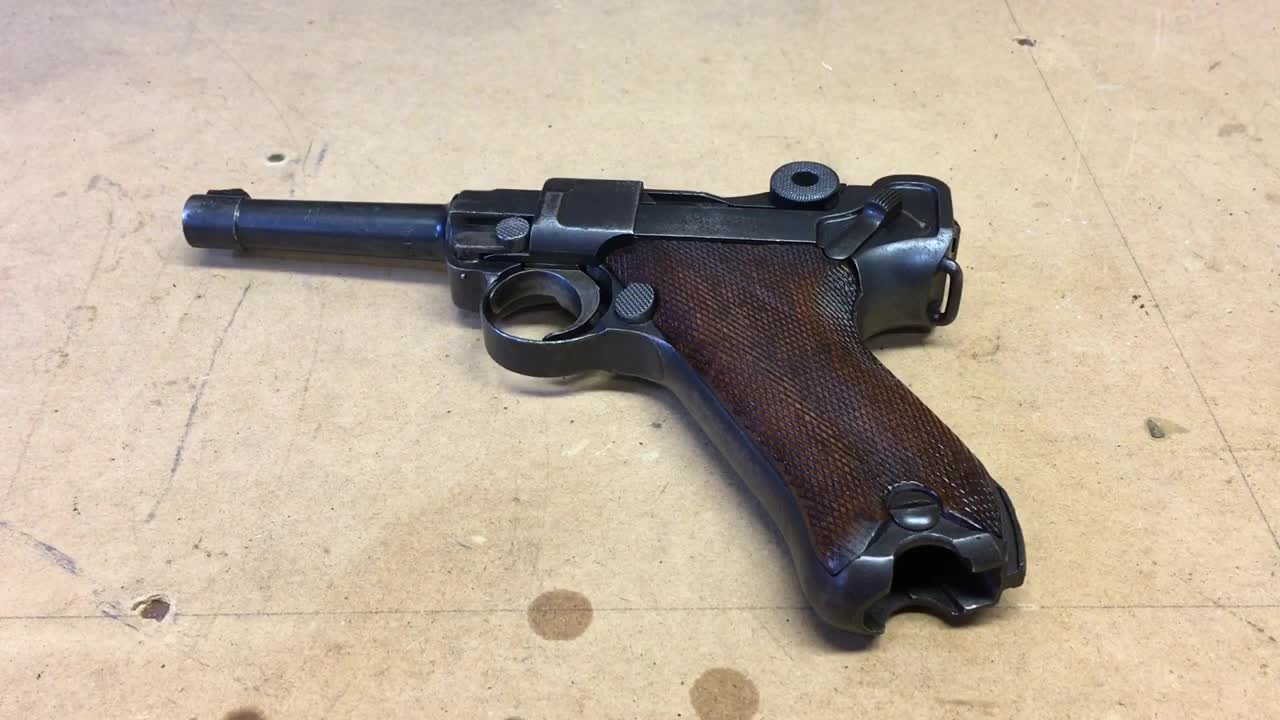 P08 Luger Disassembly 9519