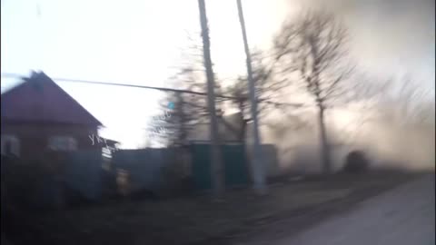 Video of how foreign volunteers came under mortar fire during the evacuation of people from Bakhmut