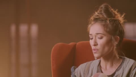 Lauren Daigle - Hold On To Me (Official Music Video) 