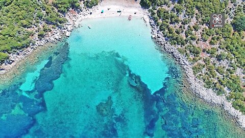 Secret Greek island only has one exotic beach