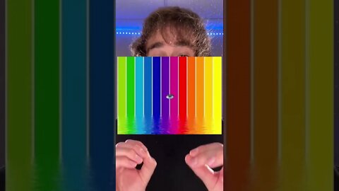 The COLOUR illusion that BROKE the internet!🤯🌈 (ib: @thecardguy) #trythis#interactive#mindblown