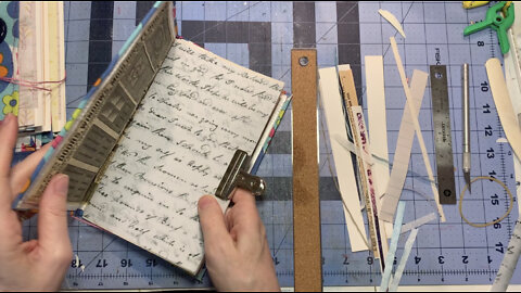 Episode 185 - Junk Journal with Daffodils Galleria - MASS MAKE! Pt. 6