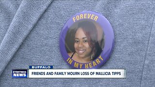 Friends and Family mourn the loss of Mallicia Tipps
