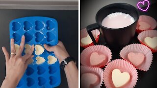 How to make strawberry hot chocolate bombs