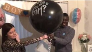 Future uncle pranks gender reveal party!