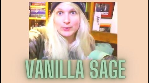 Bath & Body Works Vanilla Sage Candle Review I The Candle Queen🕯👑 #bathandbodyworks #candles