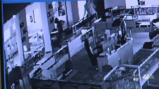 Thieves target local jewelry store