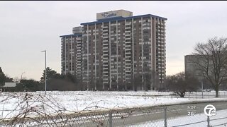 Tenants of 'luxury' apartments in Southfield say they've gone weeks without heat, hot water