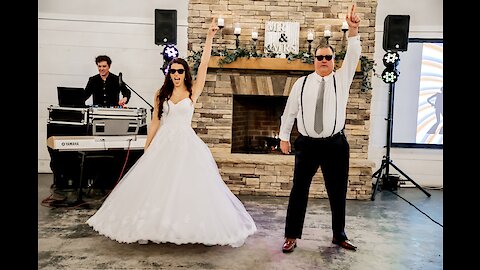 Father & daughter wedding dance is just too good to miss