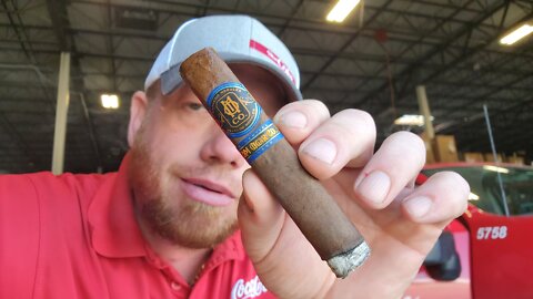 Episode 395 - OM Cigars (Essential Blend No. 4) Review