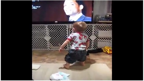 Dancing Baby Loses It To Will Smith's 'Gettin' Jiggy Wit It'