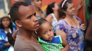 Trump Considering Temporary Asylum For Venezuelan Migrants
