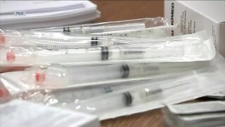 More people receive COVID-19 vaccine at Lambeau Field