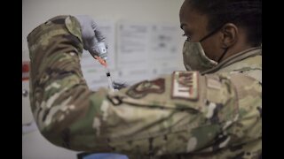 Report: Hundreds of Thousands Unvaccinated in DOD