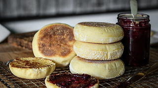 Homemade Recipe For English Muffins Is Finger-Licking Good