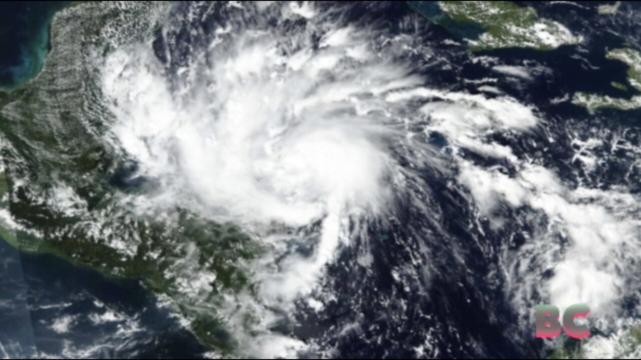 Hurricane Lisa And Hurricane Martin Form In The Atlantic Within Hours ...