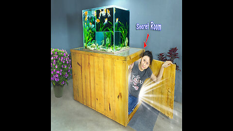 I built a secret room in a fish tank
