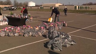 30,000 pounds of food distributed at Lorain County church