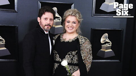 Kelly Clarkson shades ex Brandon Blackstock for not getting her a push present: 'Red flag'