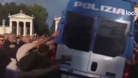 Italy Turns Violent On Police! Rome Italy Protest Against COVID Health Pass Turns Violent