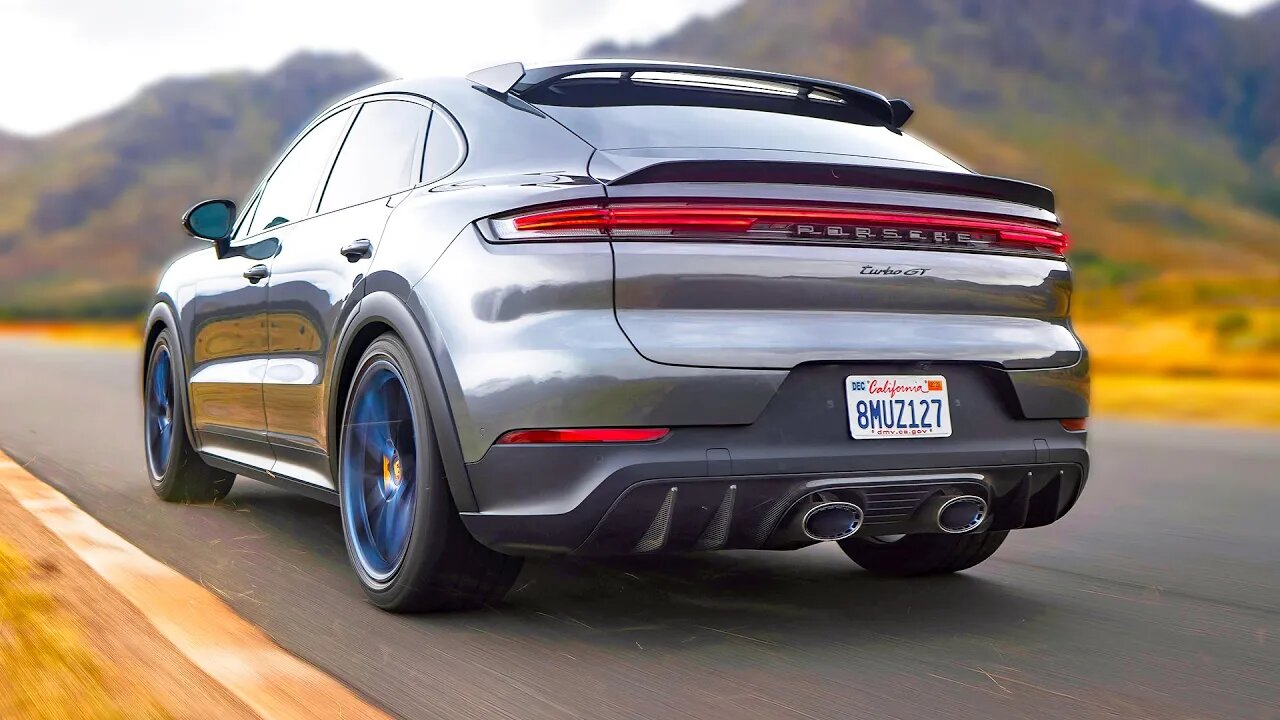 NEW Porsche CAYENNE facelift (2025) More Performance, More Luxury