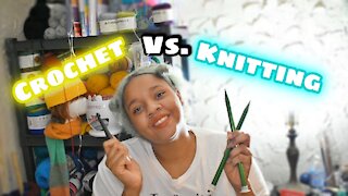 Vlogust Day 19 Knitting vs. Crochet