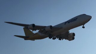 Boeing 747 landing at Incheon airport
