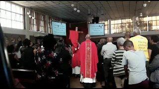 SOUTH AFRICA - Johannesburg - Good Friday service (Video) (YVs)