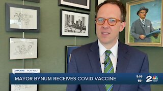 Mayor Bynum receives COVID-19 vaccine