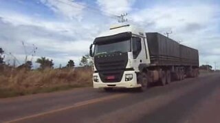 Truck driver performs incredibly dangerous maneuver