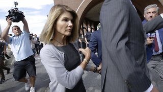 Lori Loughlin Receives Two Months In Prison For Admissions Scandal