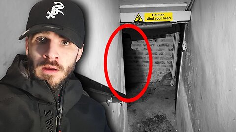 REAL SHADOW PERSON CAUGHT ON CAMERA !! INVESTIGATING MY HAUNTED HOUSE AT 3AM !!