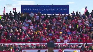 Trump continues re-election campaign in Green Bay