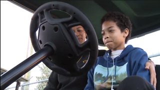 Make A Wish Foundation grants Lake Worth teen's wish for customized golf cart