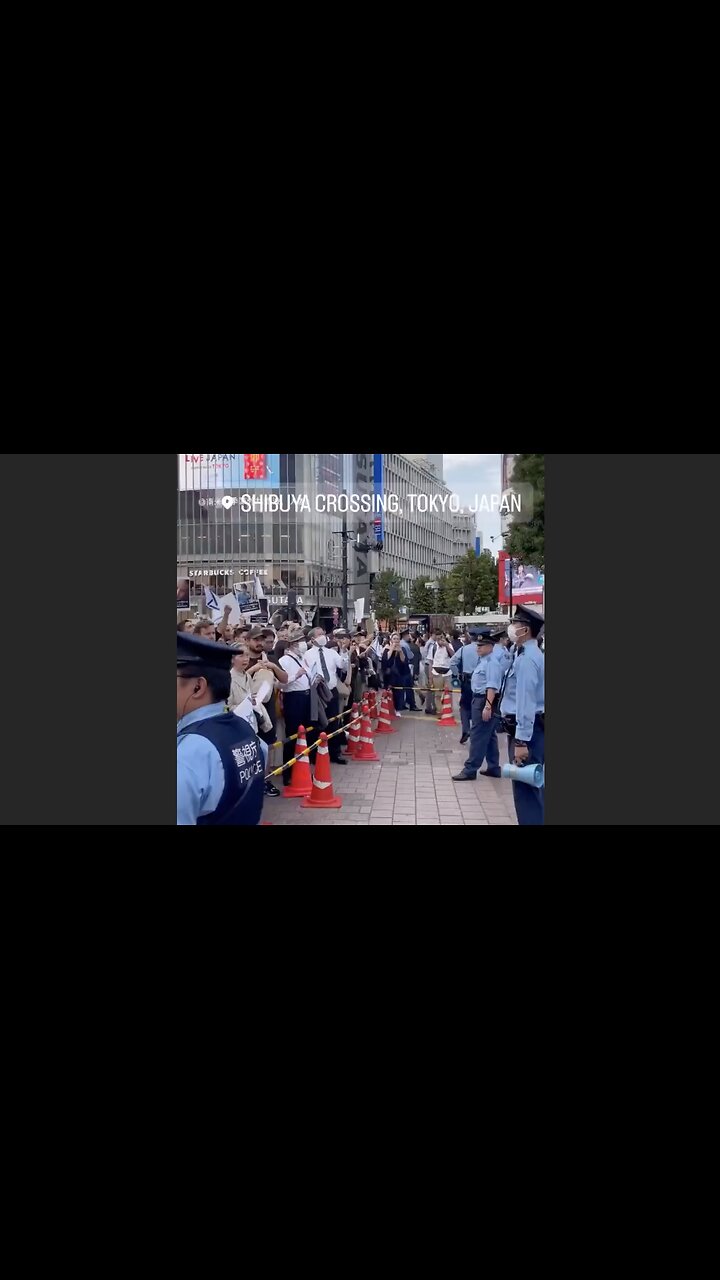 TOKYO: People sing in Hebrew 'Oseh Shalom' in solidarity with Israel and  prayers for peace. 🇯🇵🇮🇱 The song means: May the one who creates…