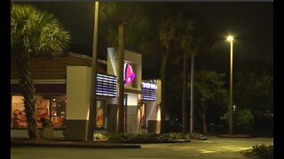 2 shot inside Taco Bell in West Palm Beach