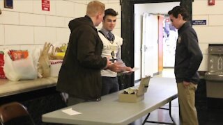 Canisius High School hosts holiday food drive