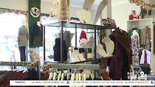 Businesses extending deals, hours to lessen crowds ahead of Small Business Saturday