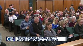 Protest against Oakland County support for Planned Parenthood