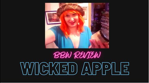 Bath & Body Works Wicked Apple / Caramel Apple Dupe Halloween Candle Review I The Candle Queen👑