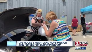 Life House, Heartland Hope Mission join forces for diaper project