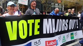 Thousands rally to 'vote majors out' a week before the election