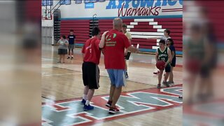 Arrowhead High School, Journey21 hosts basketball camp for adults with developmental disabilities