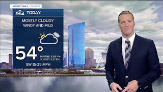 Southeast Wisconsin weather: Mostly cloudy, windy, and mild Wednesday