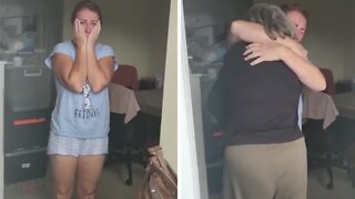 Mom surprises daughter after she moves to another country