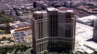 Las Vegas Sands in early talks to sell its properties in Las Vegas