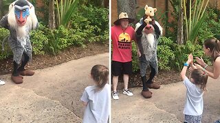 The circle of life! Lion king characters help family with gender reveal