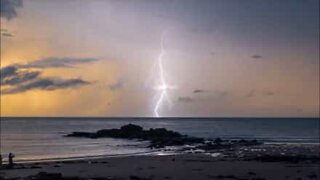Time-lapse of an incredible lightning storm