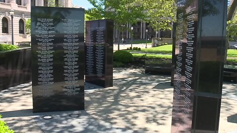 FBI honors agents who died in the line of duty during National Police Week